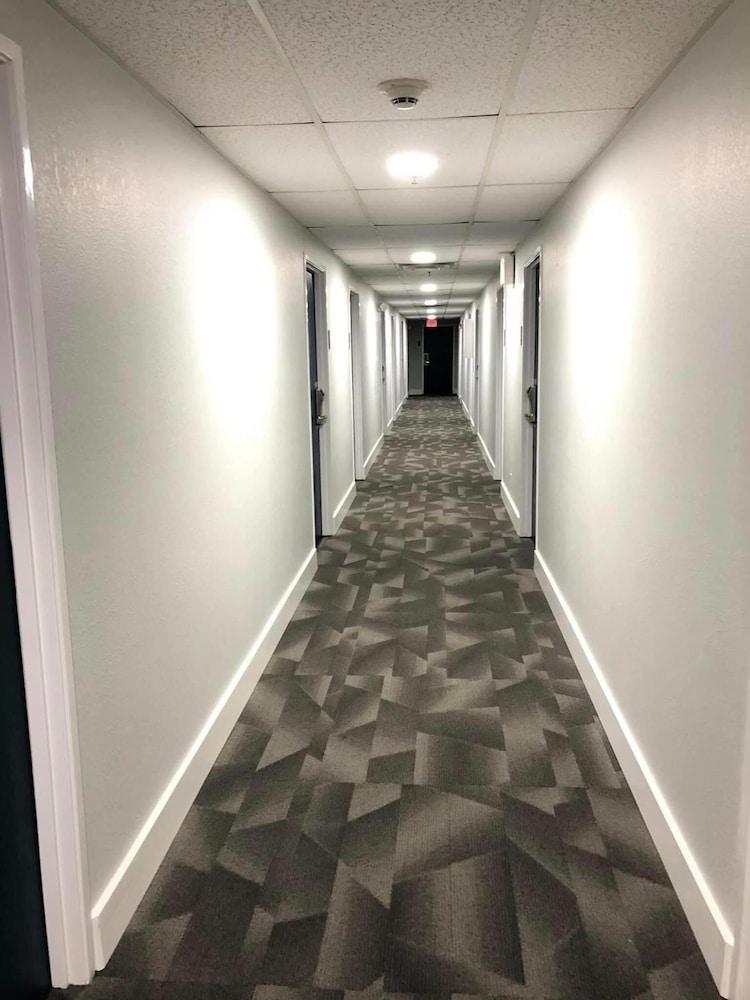 Motel 6 Tulsa, Ok - Central Ngoại thất bức ảnh